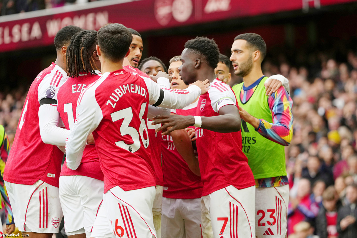 أرسنال يتصدر