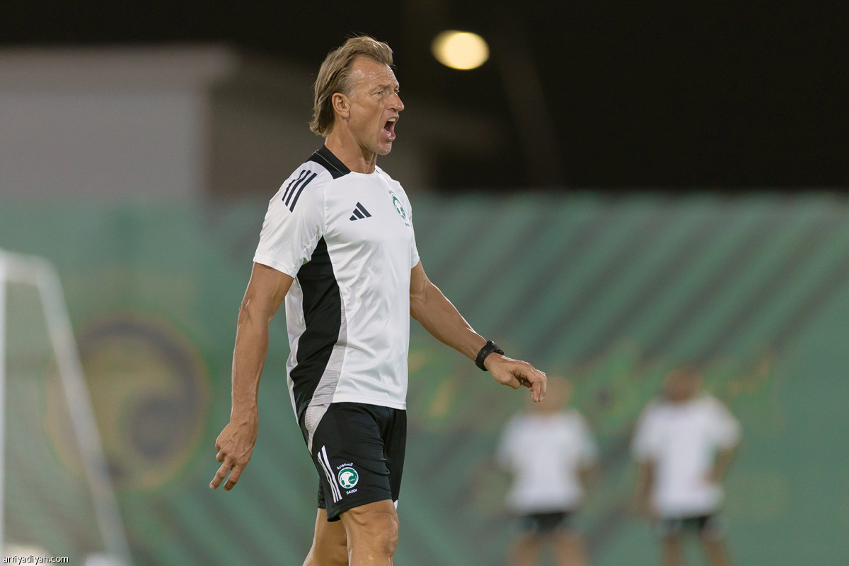 صيحات رينارد