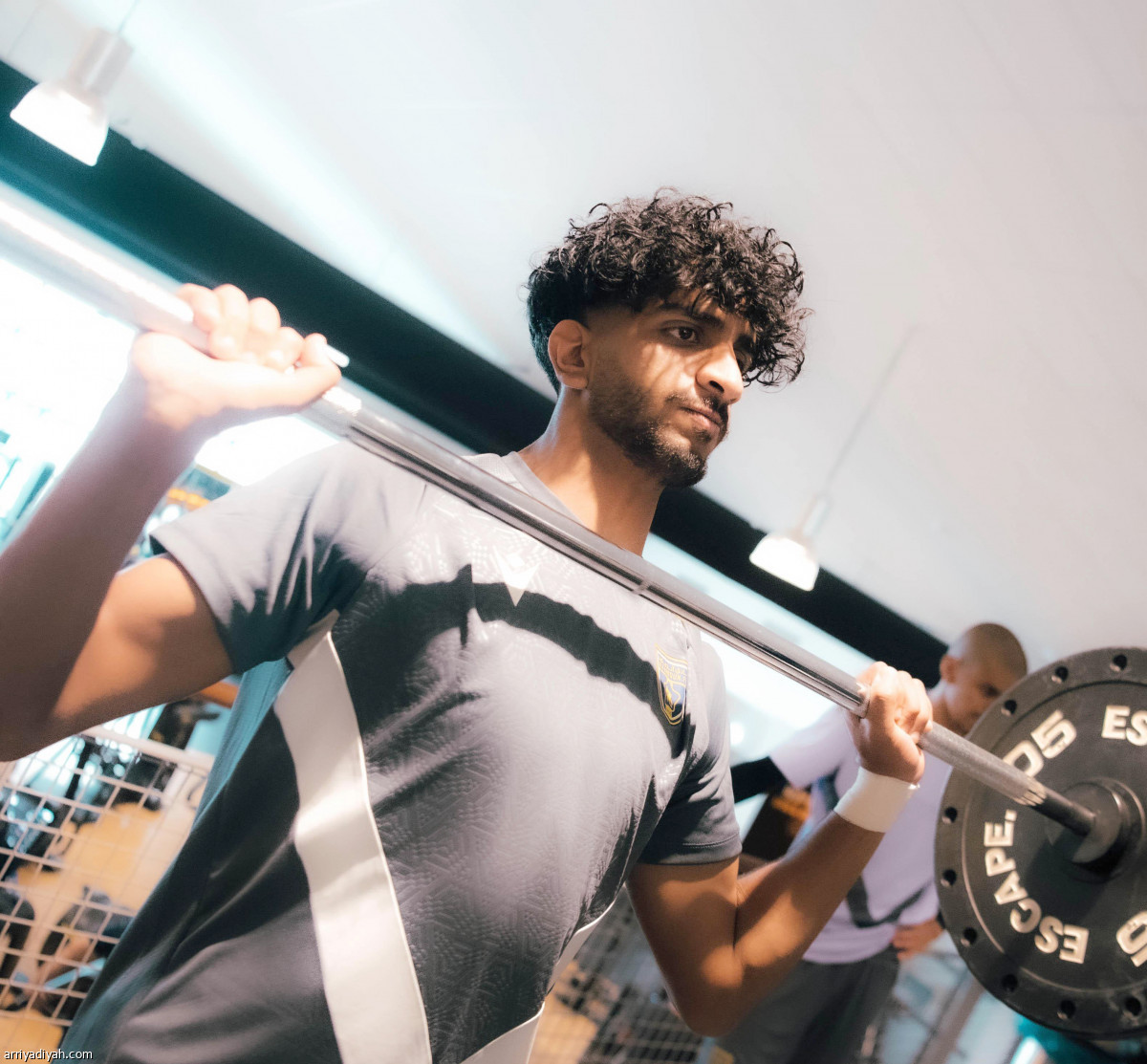 التعاون يستعد بالحديد