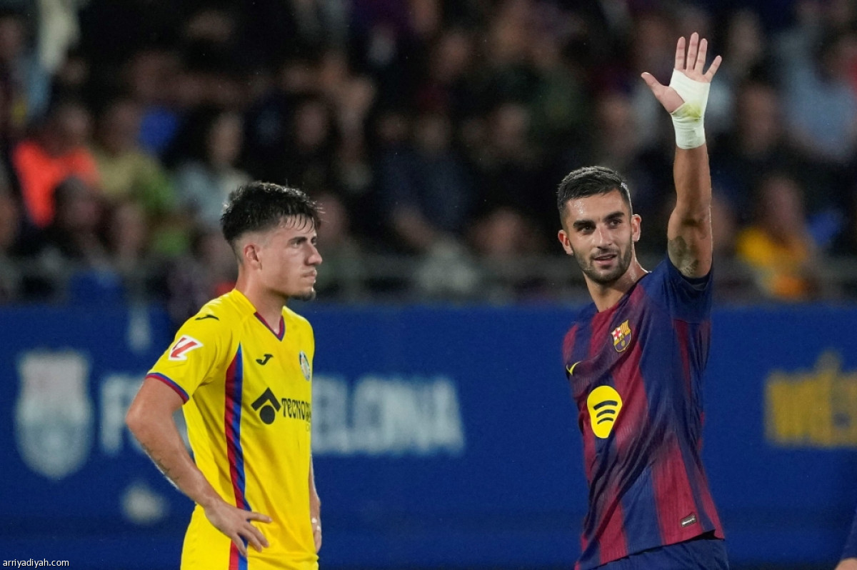 برشلونة يستعرض