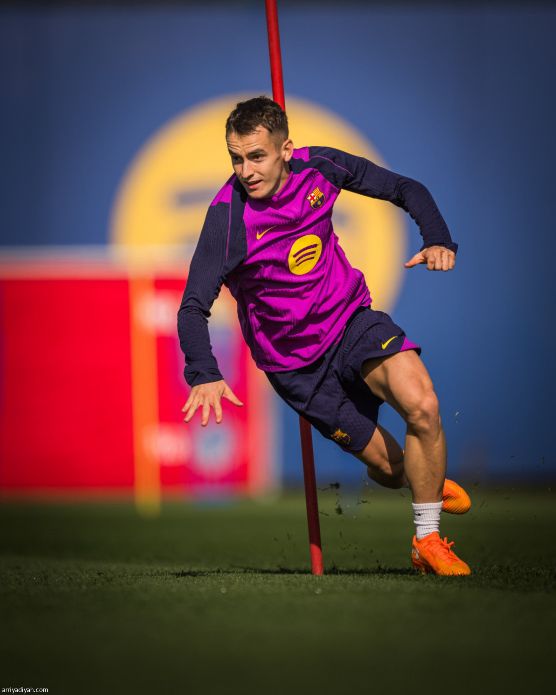 برشلونة.. بدء الاستعدادات